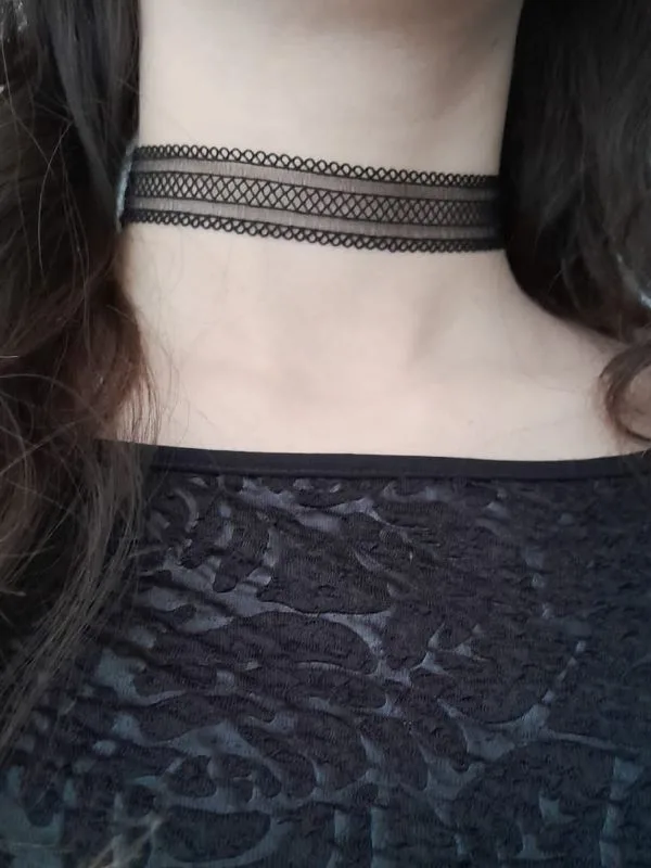 Lace Noir