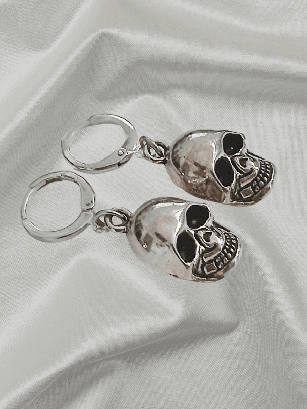 Silver Skull
